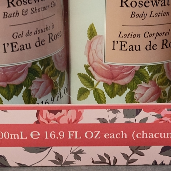 NEW!! Crabtree & Evelyn Rosewater Set - Picture 5 of 9